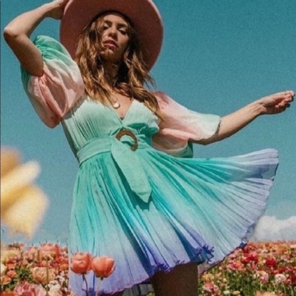 Rococo Sand Emi Ombré Pleated Mini Dress - Picture 4 of 16